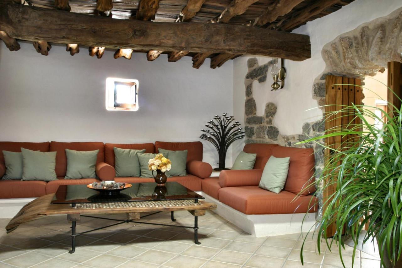 Agroturismo Can Gall Hotel Sant Joan De Labritja Ngoại thất bức ảnh